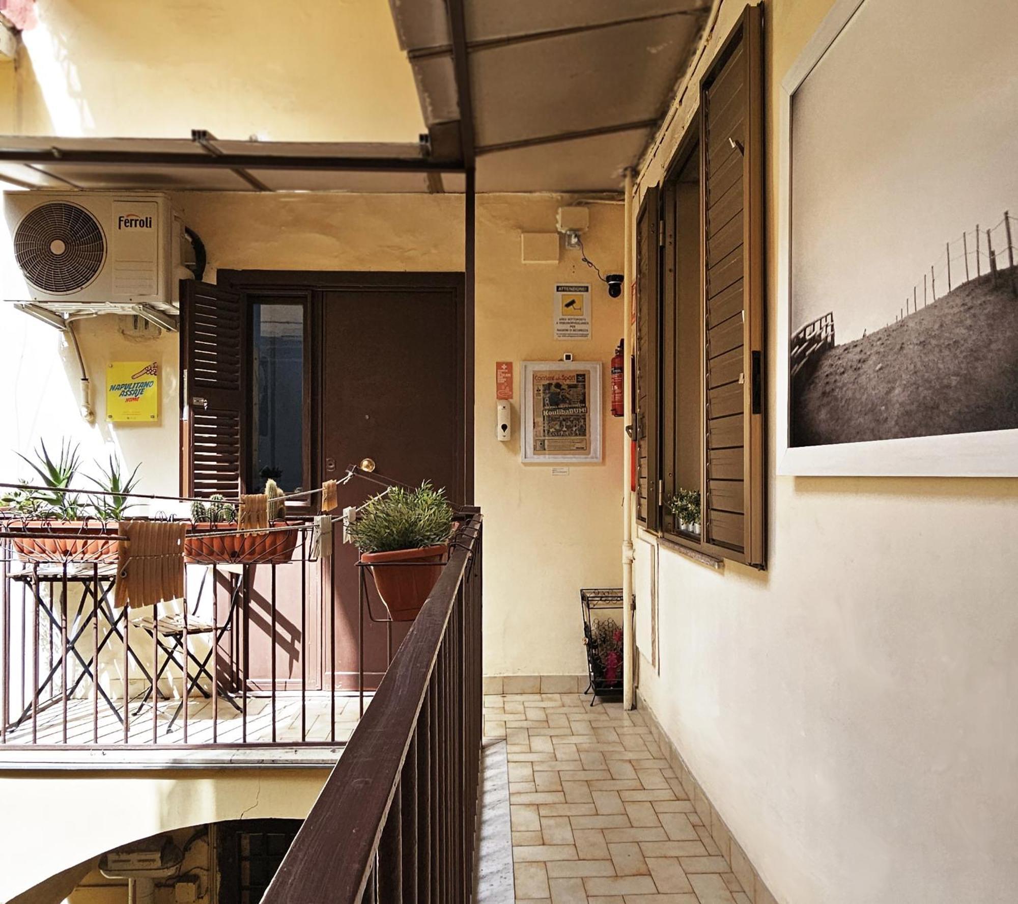 Napulitano Assaje Home Neapel Exterior foto