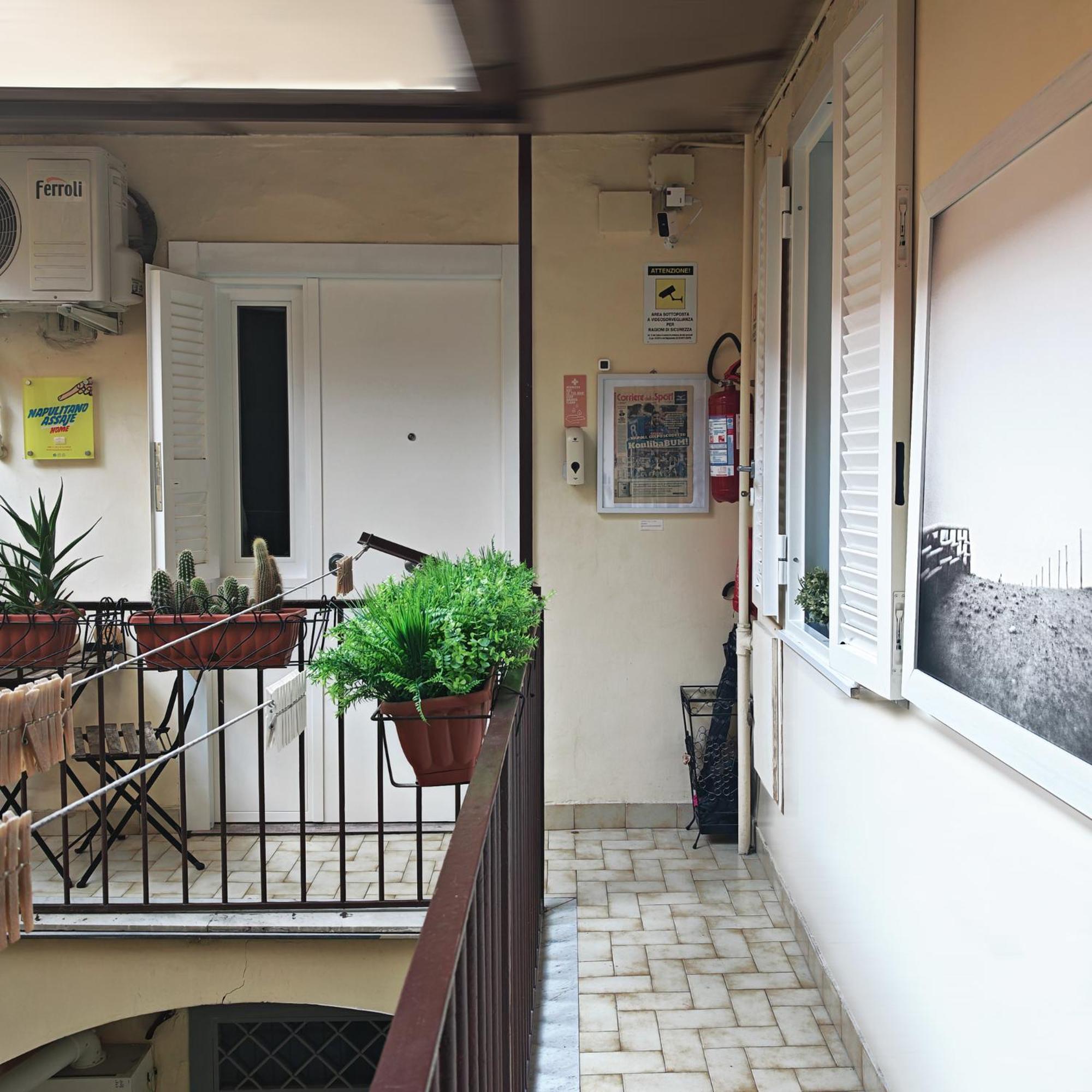 Napulitano Assaje Home Neapel Exterior foto